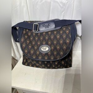 DIANE VON FURSTENBERG DVF Travel/Overnight Tapestry Bag W/Strap